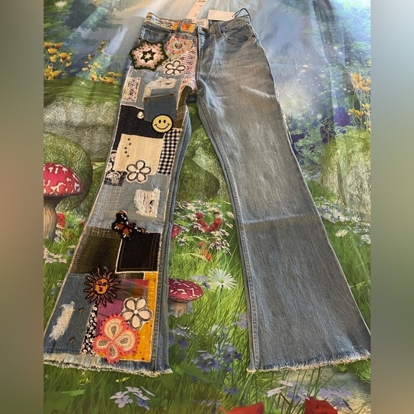 🎉HP x 2🎉UO BDG High-Waisted Flare Jean-Indigo Craft, Tinted Denim, Size: 26, NWT - Picture 6 of 16